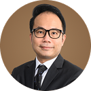 คุณปิยบุตร จารุเพ็ญ